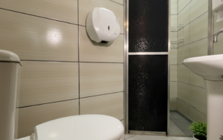 banheiro quarto compartilhado 10 camas bambu hostels foz do iguacu