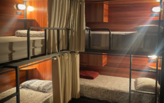 dormitorio 6 camas feminino bambu hostels foz do iguacu