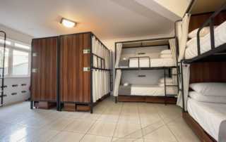 espaco quarto compartilhado 10 camas bambu hostels foz do iguacu