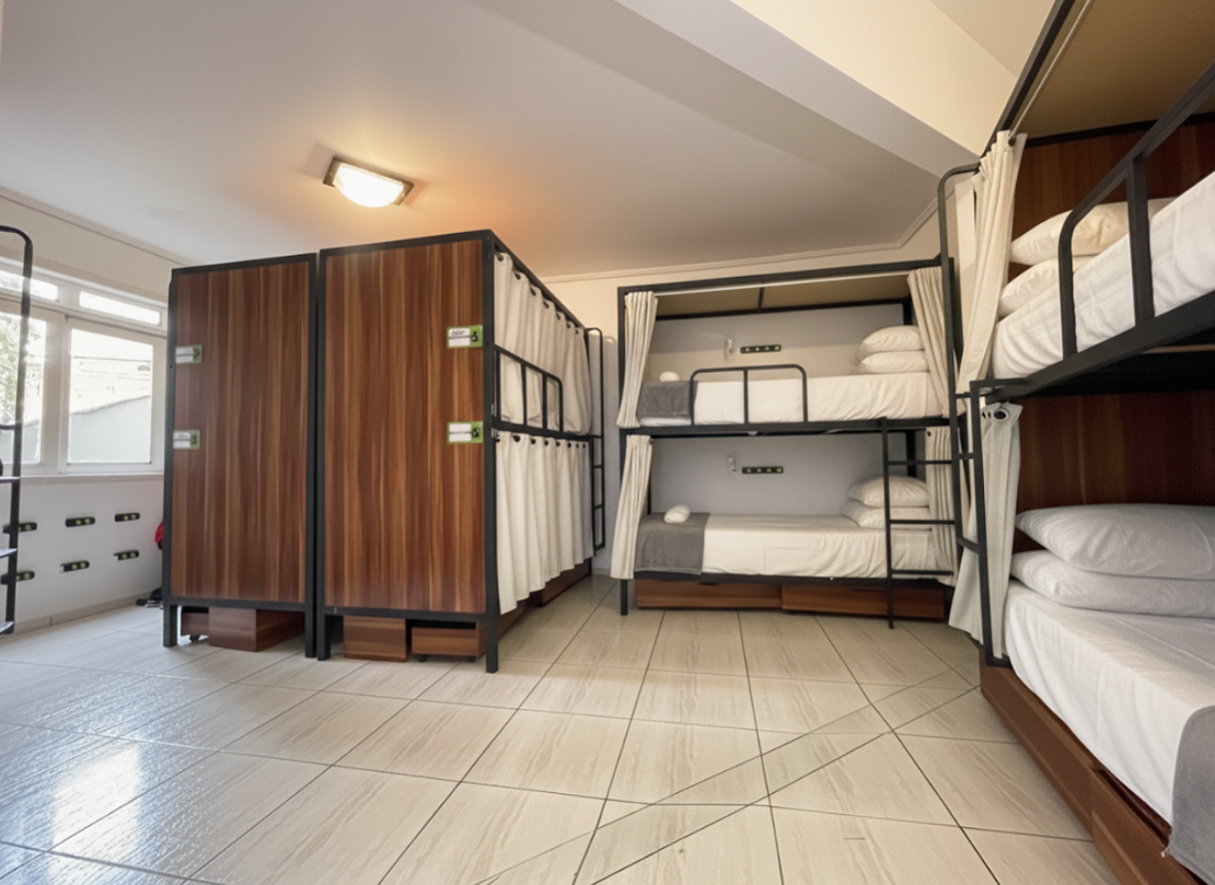 espaco quarto compartilhado 10 camas bambu hostels foz do iguacu